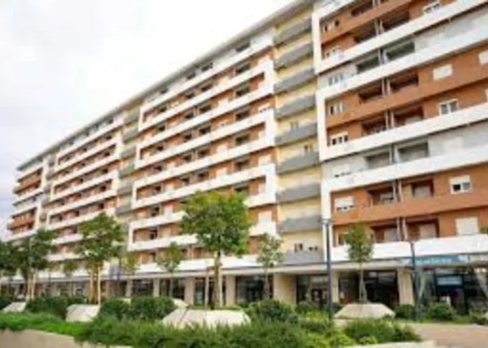 Central Lux